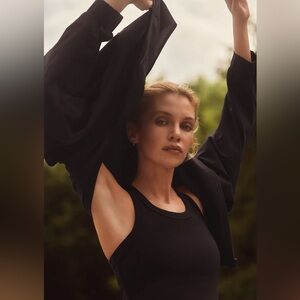 ALO YOGA Goddess Ribbed Go-To Tank, Black Sz M